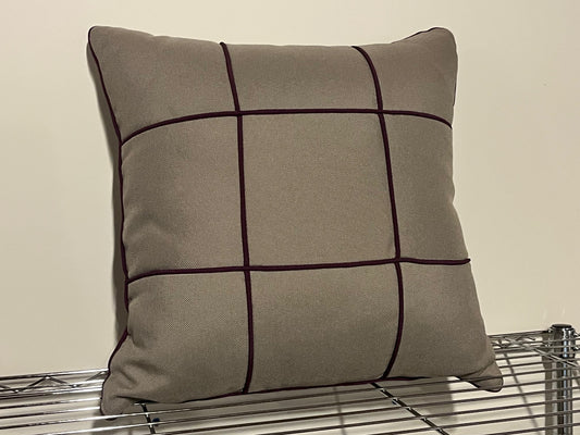 PADDED Pillow 17.5x17.5, Cushion Olefin Moonrock, Contrast Welt Olefin Aubergine