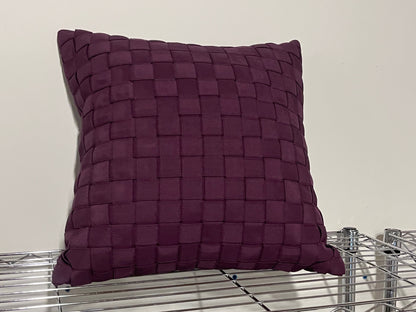 WEAVE Pillow 17.5x17.5, Cushion Olefin Aubergine